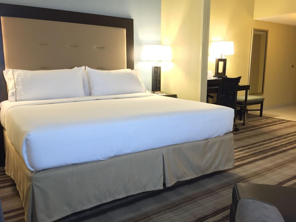 Holiday Inn Express Chicago Nw - Arlington Heights By Ihg Exterior foto